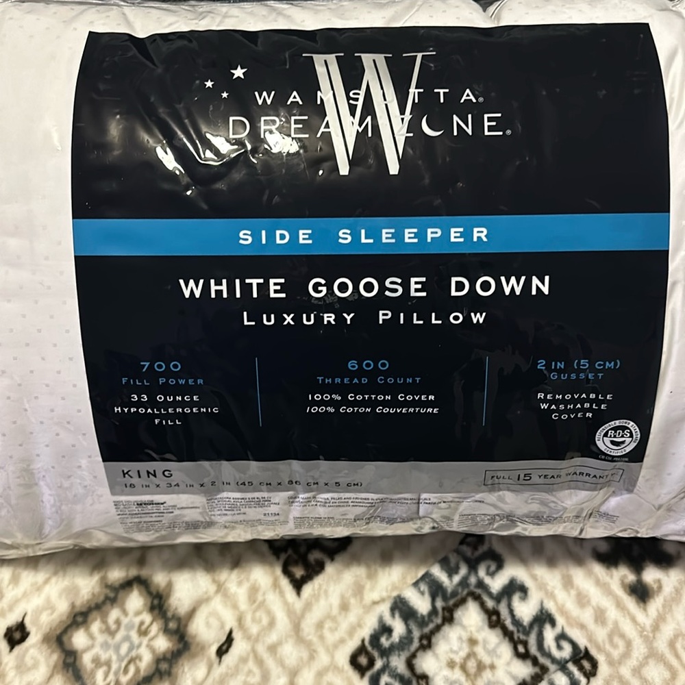 Wamsutta dream zone, 100% white goose down pillow, side sleeper, king size
